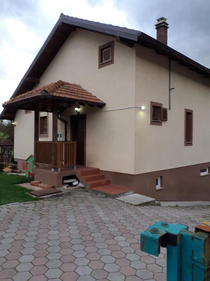 Home Away From Home Ilidža Ngoại thất bức ảnh